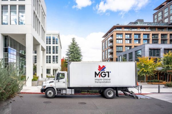Dry-Van with Tailgate Carriers - Maple Global Transport